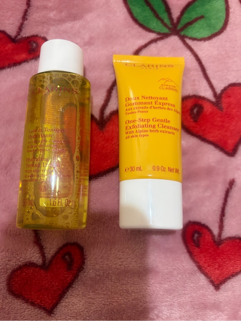 Clarins Paris Bundle 1.6 oz Hydrating Toning Lotion .9 oz Exfoliating Cleanser
